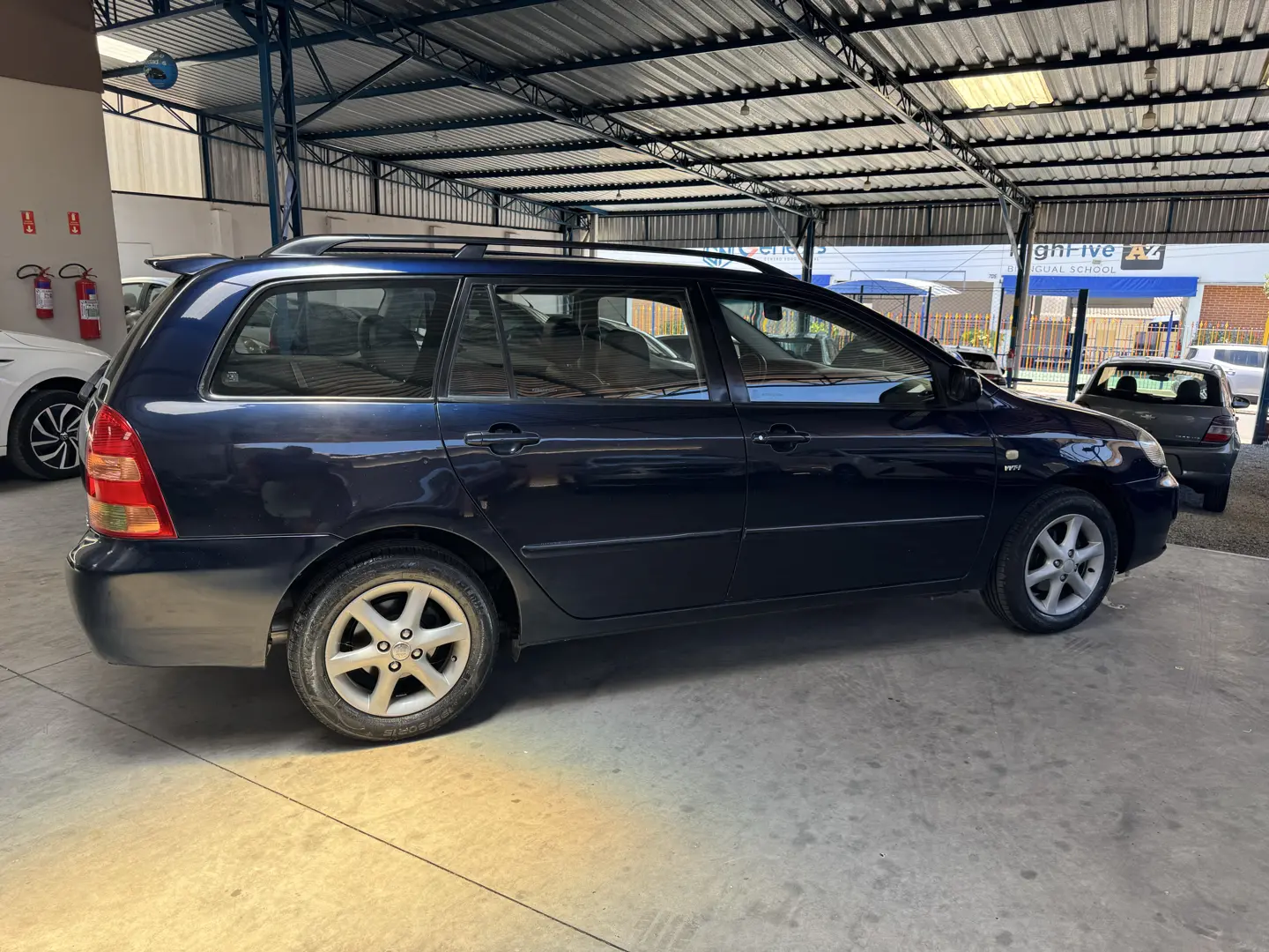 TOYOTA Fielder - Foto