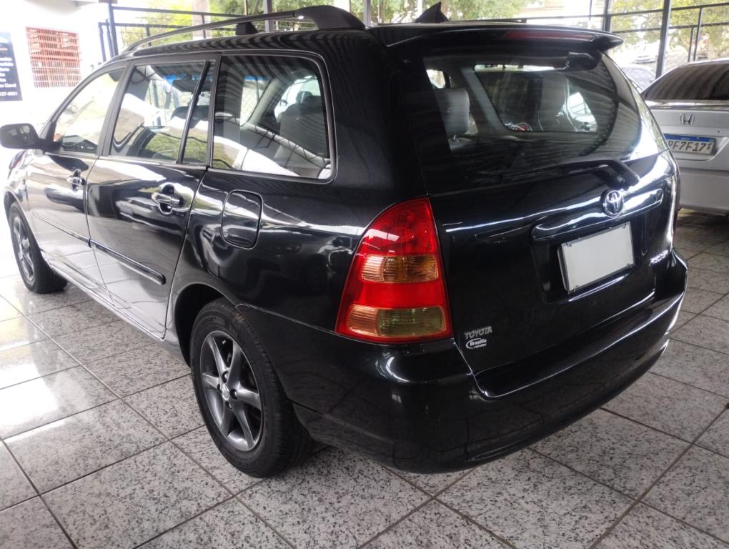 TOYOTA Fielder - Foto