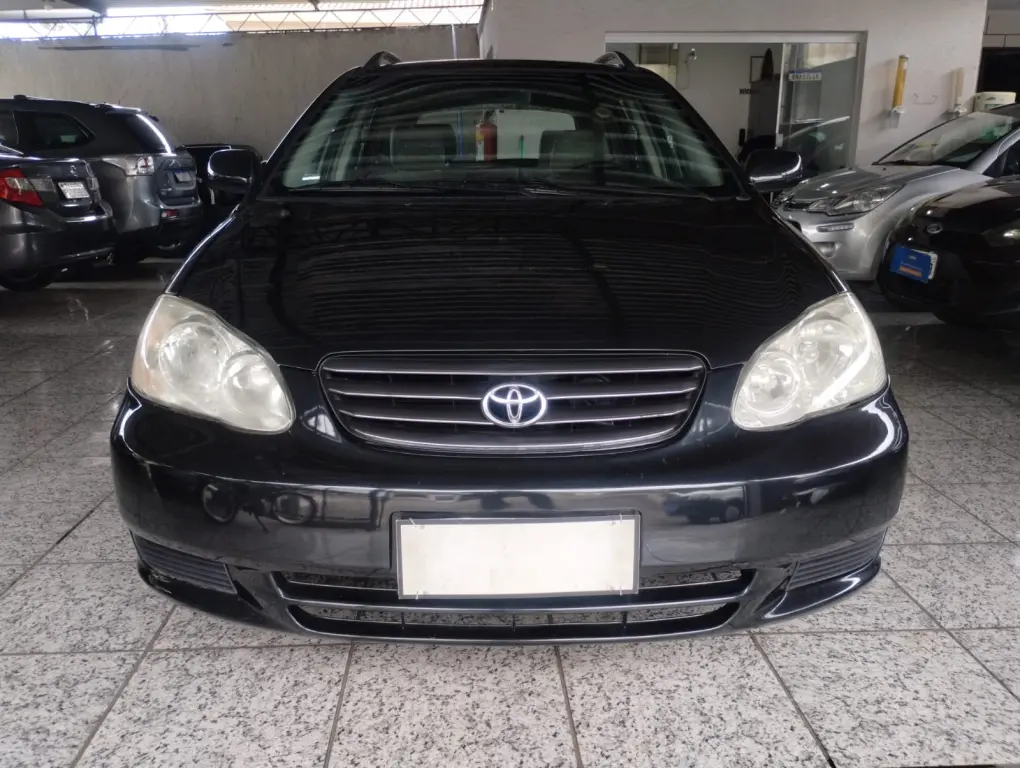TOYOTA Fielder - Foto