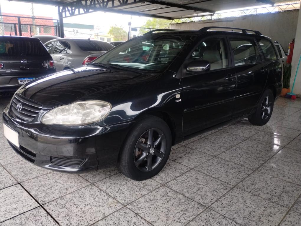 TOYOTA Fielder - Foto