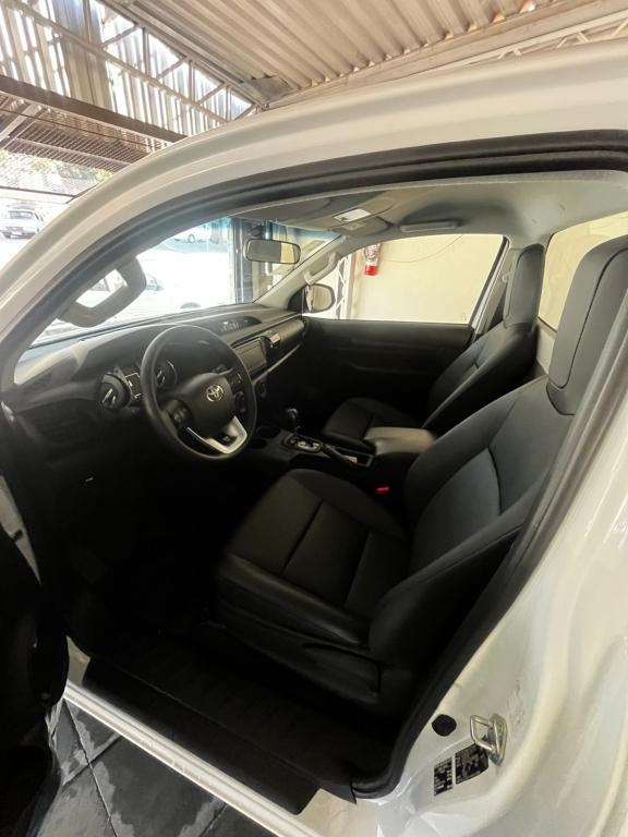 TOYOTA Hilux Caminhonete - Foto