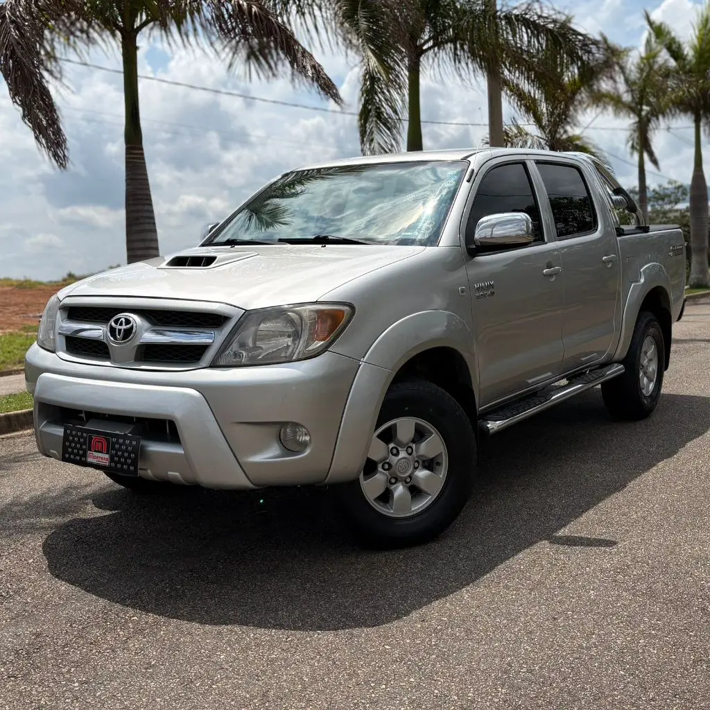 TOYOTA Hilux Caminhonete