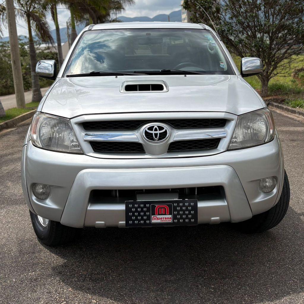 TOYOTA Hilux Caminhonete - Foto