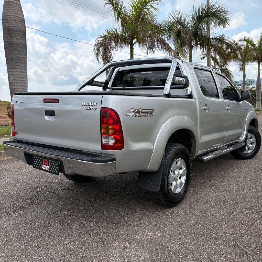TOYOTA Hilux Caminhonete - Foto