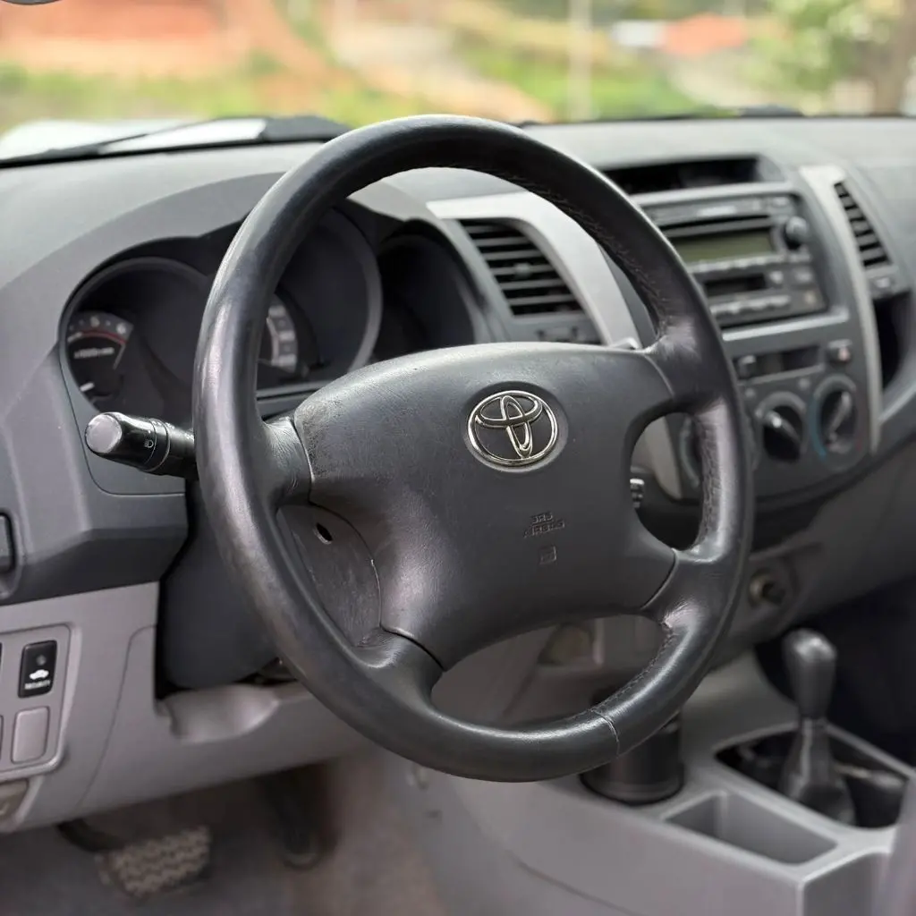 TOYOTA Hilux Caminhonete - Foto