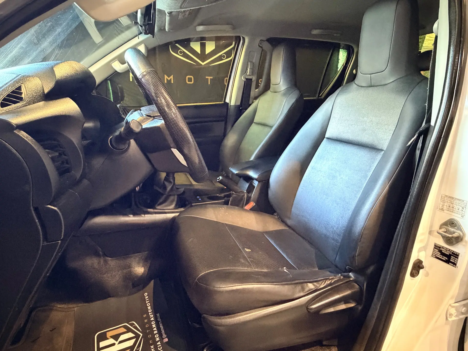 TOYOTA Hilux Caminhonete - Foto