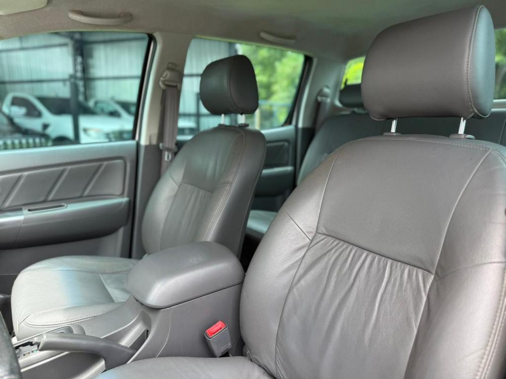 TOYOTA Hilux Caminhonete - Foto