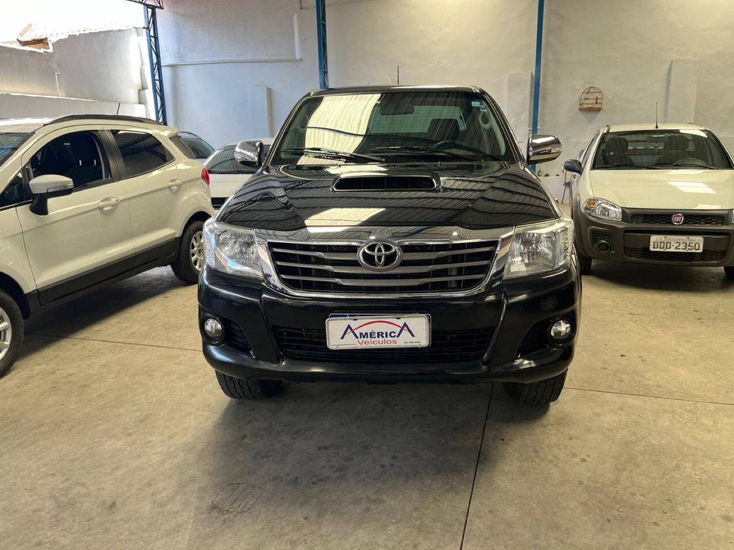 TOYOTA Hilux Caminhonete - Foto