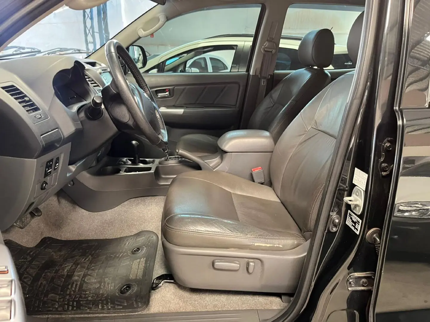 TOYOTA Hilux Caminhonete - Foto