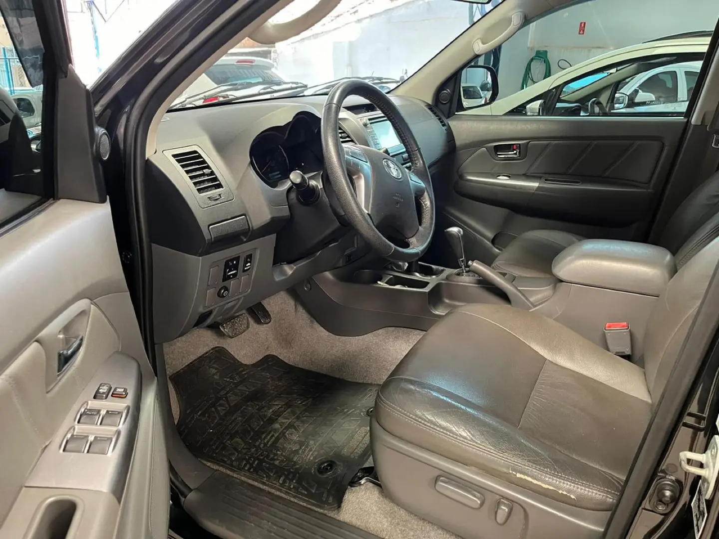 TOYOTA Hilux Caminhonete - Foto