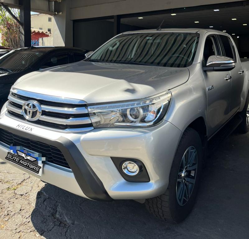 TOYOTA Hilux Caminhonete
