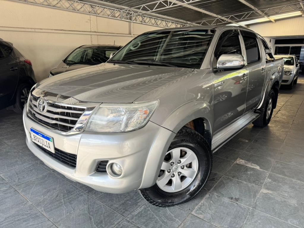 TOYOTA Hilux Caminhonete