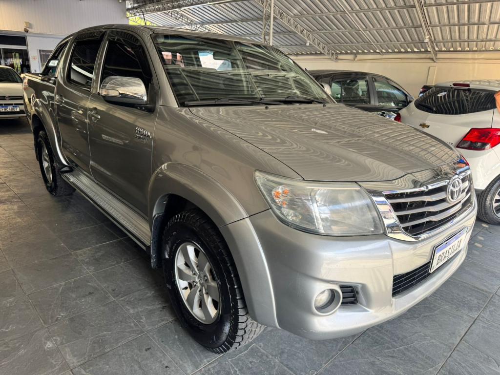 TOYOTA Hilux Caminhonete - Foto