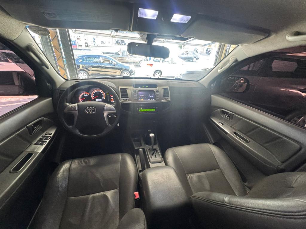 TOYOTA Hilux Caminhonete - Foto