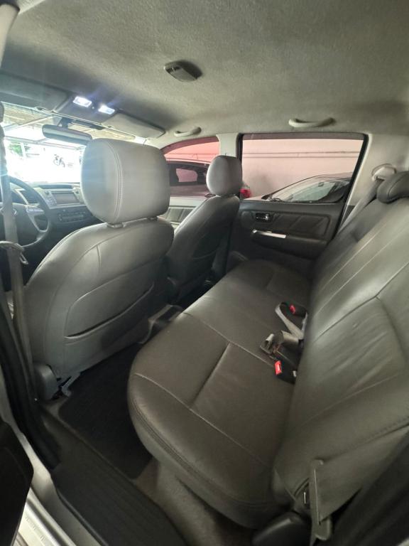 TOYOTA Hilux Caminhonete - Foto