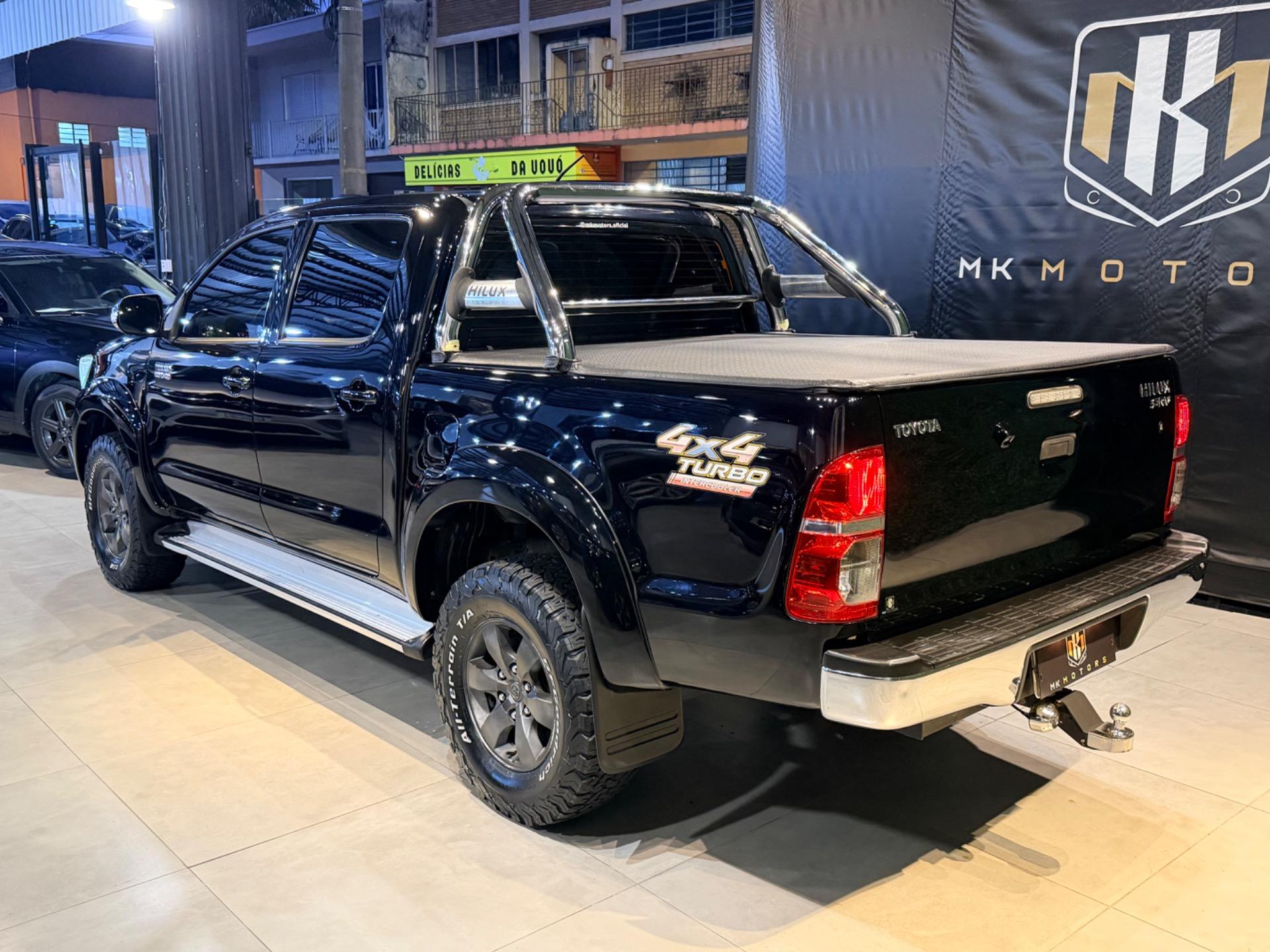 TOYOTA Hilux Caminhonete - Foto