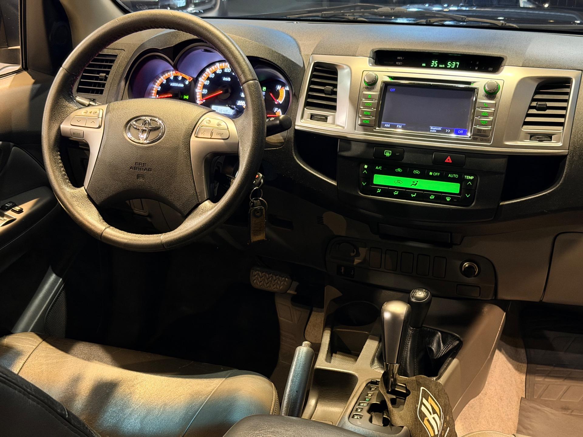 TOYOTA Hilux Caminhonete - Foto