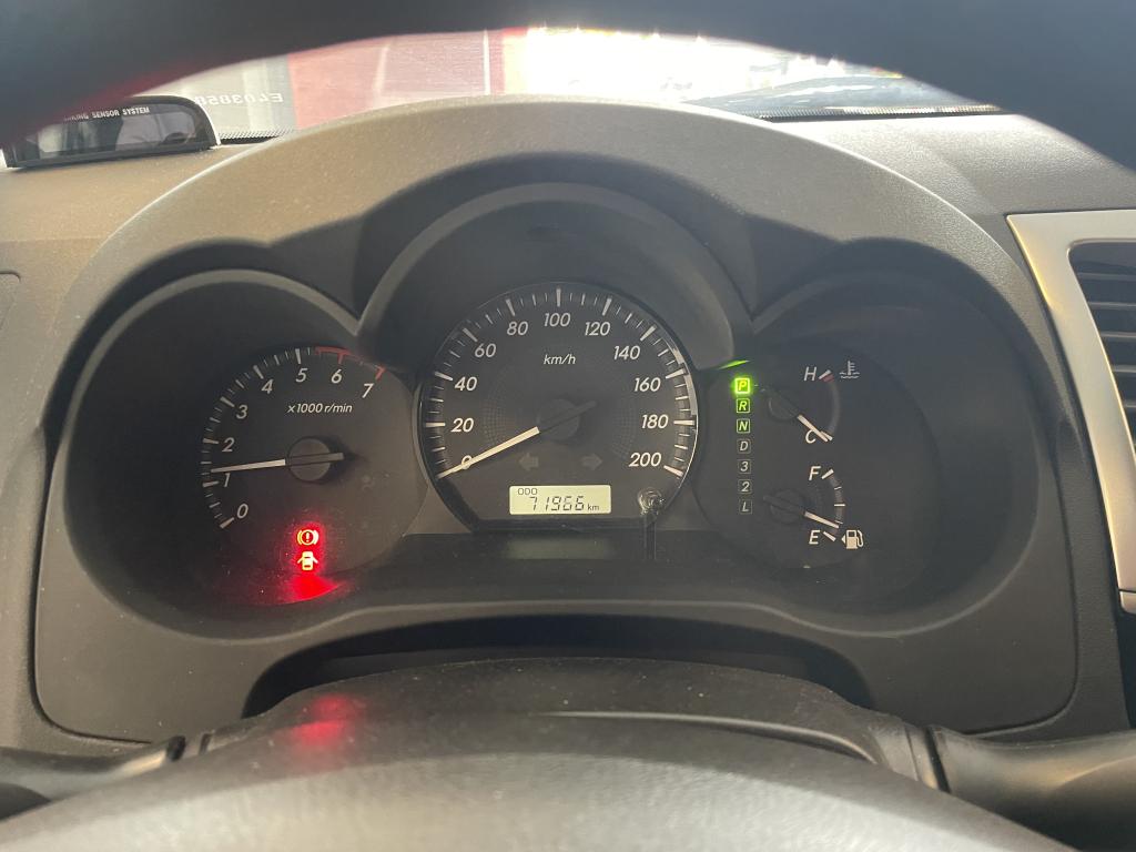 TOYOTA Hilux Caminhonete - Foto