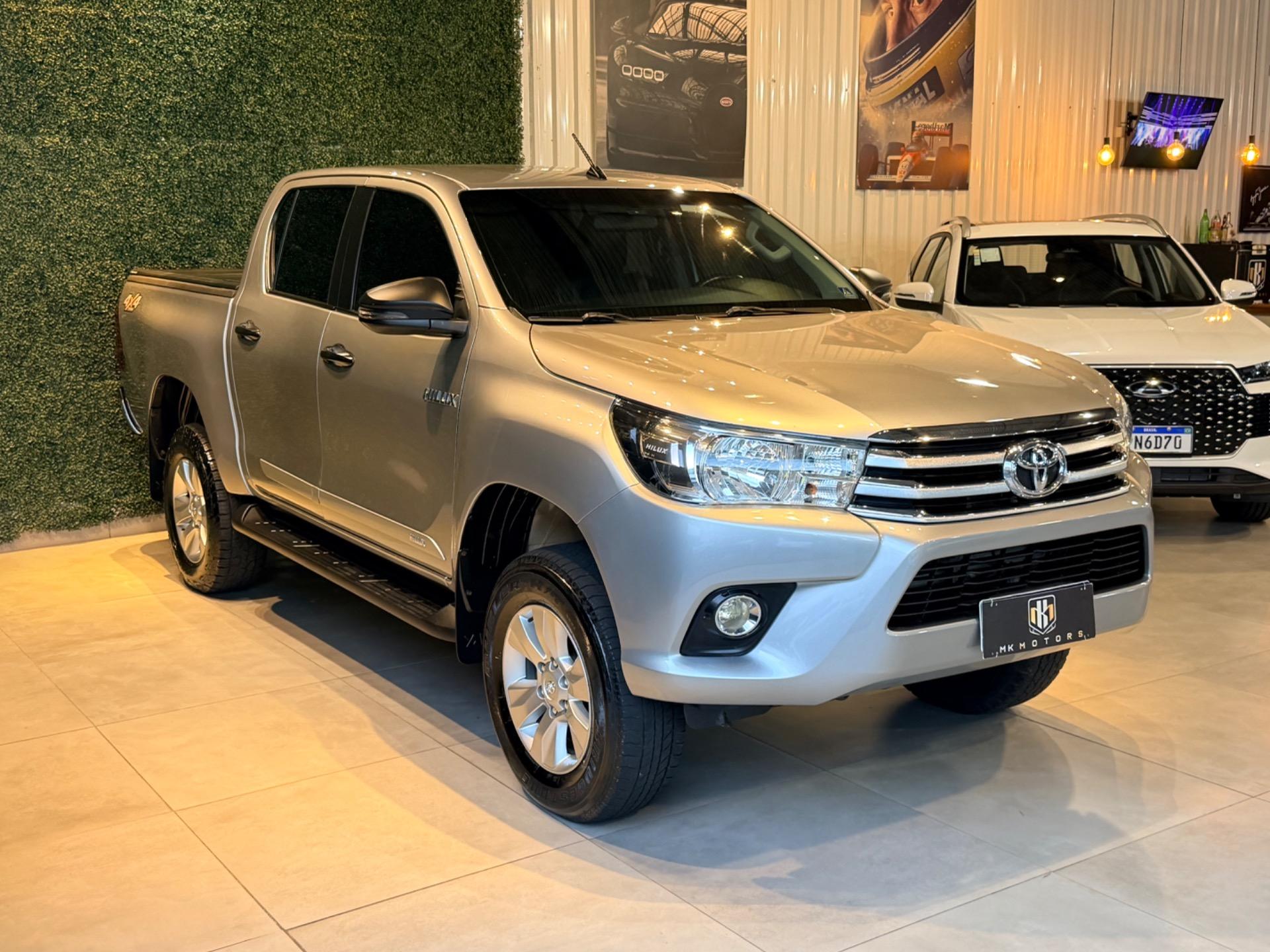 TOYOTA Hilux Caminhonete