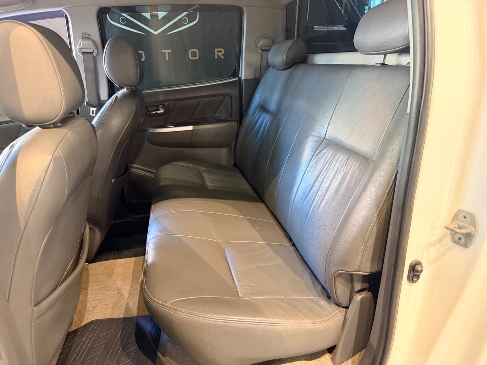 TOYOTA Hilux Caminhonete - Foto