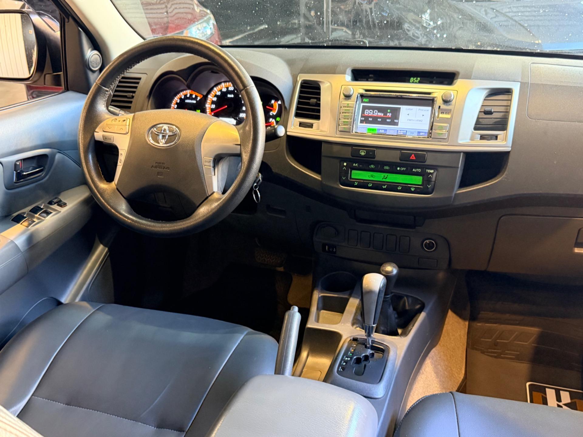 TOYOTA Hilux Caminhonete - Foto