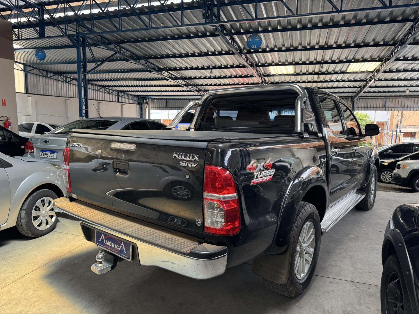 TOYOTA Hilux SW4 - Foto