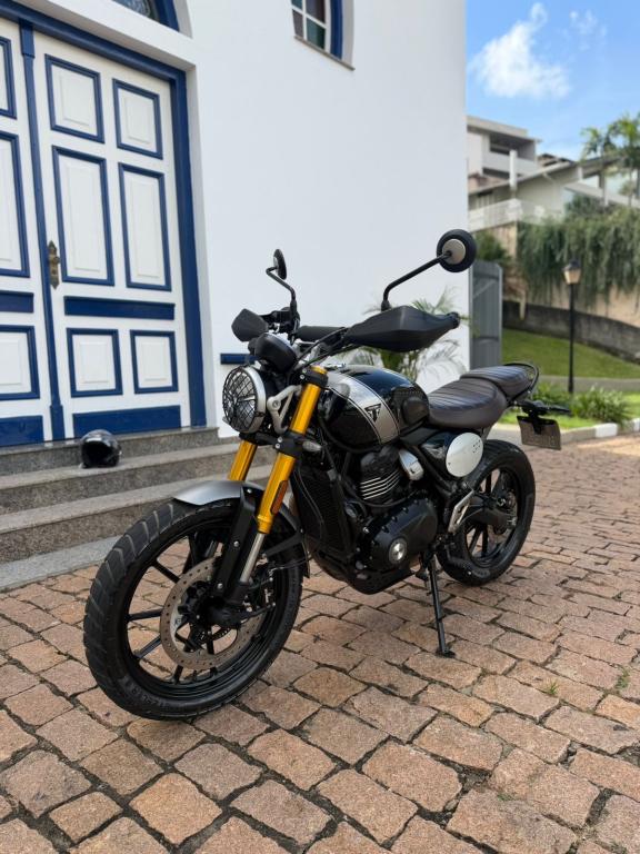 TRIUMPH Scrambler 400X