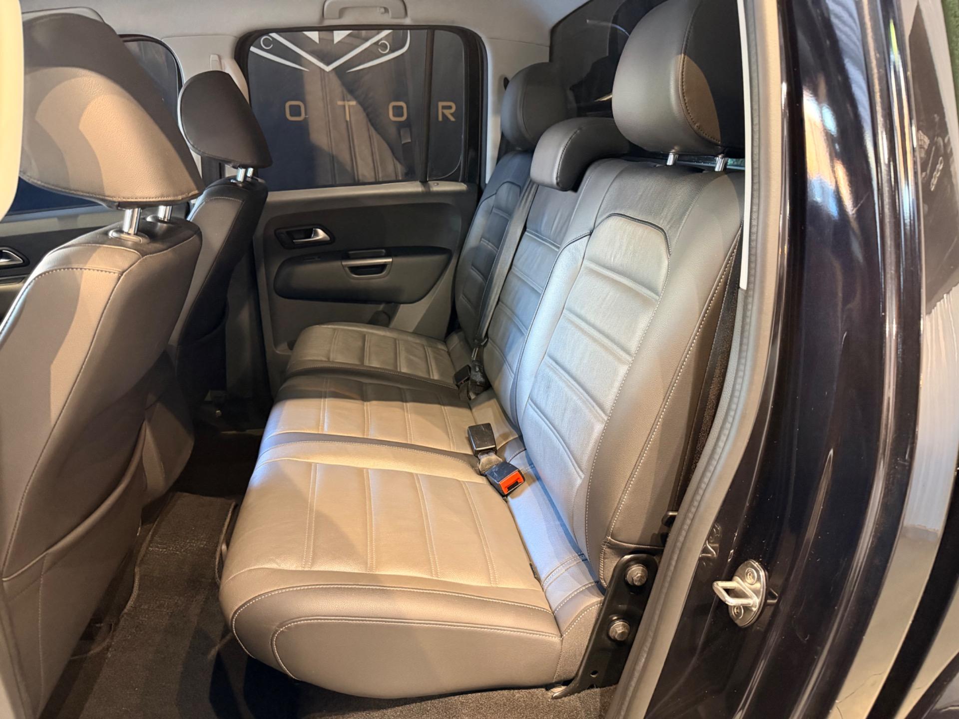 VOLKSWAGEN Amarok - Foto