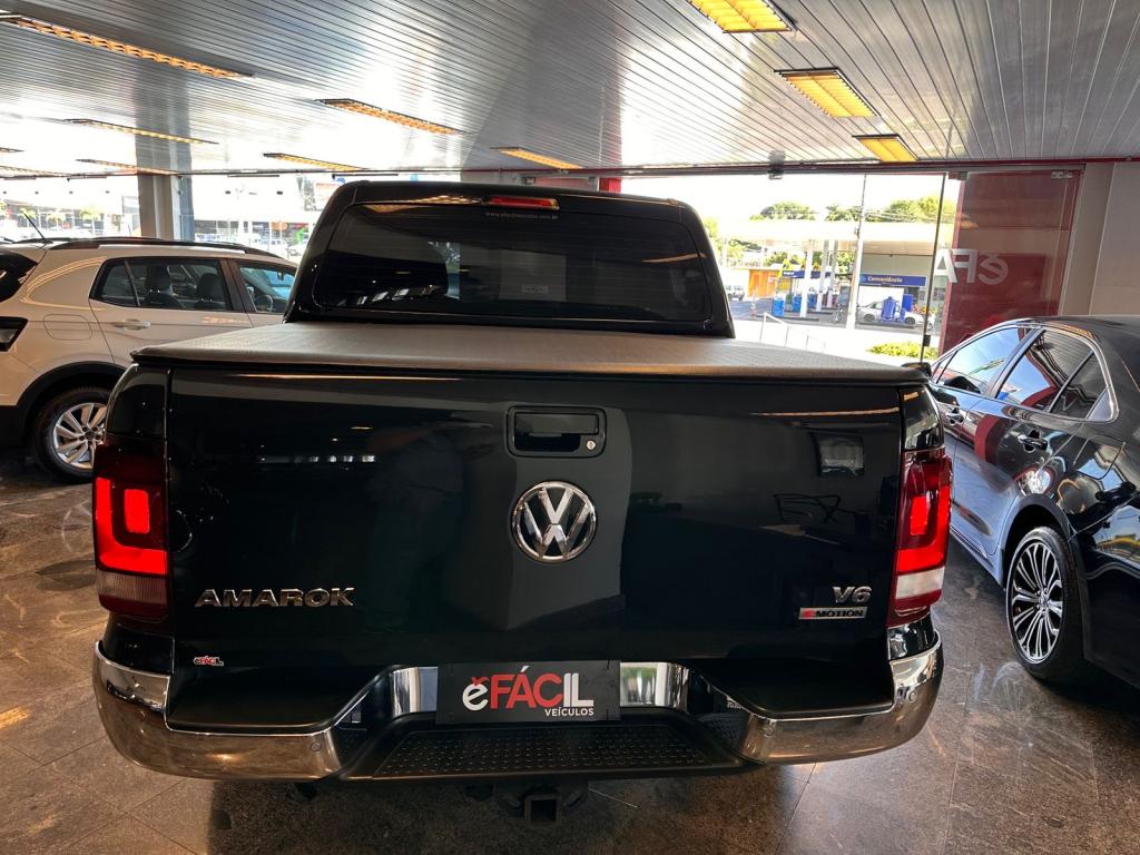 VOLKSWAGEN Amarok - Foto