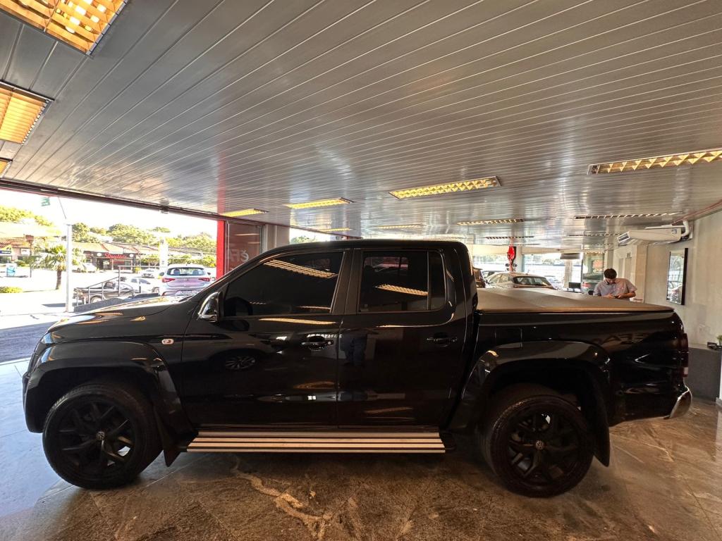 VOLKSWAGEN Amarok - Foto