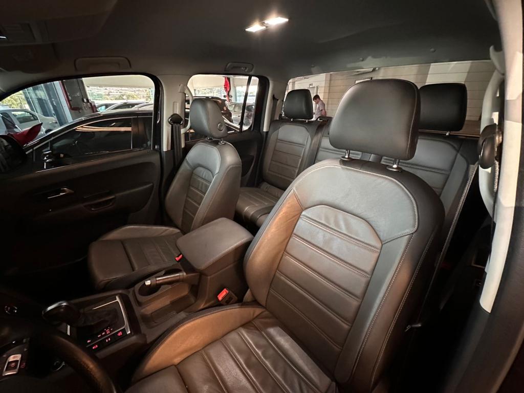 VOLKSWAGEN Amarok - Foto