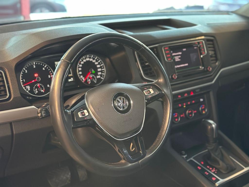 VOLKSWAGEN Amarok - Foto