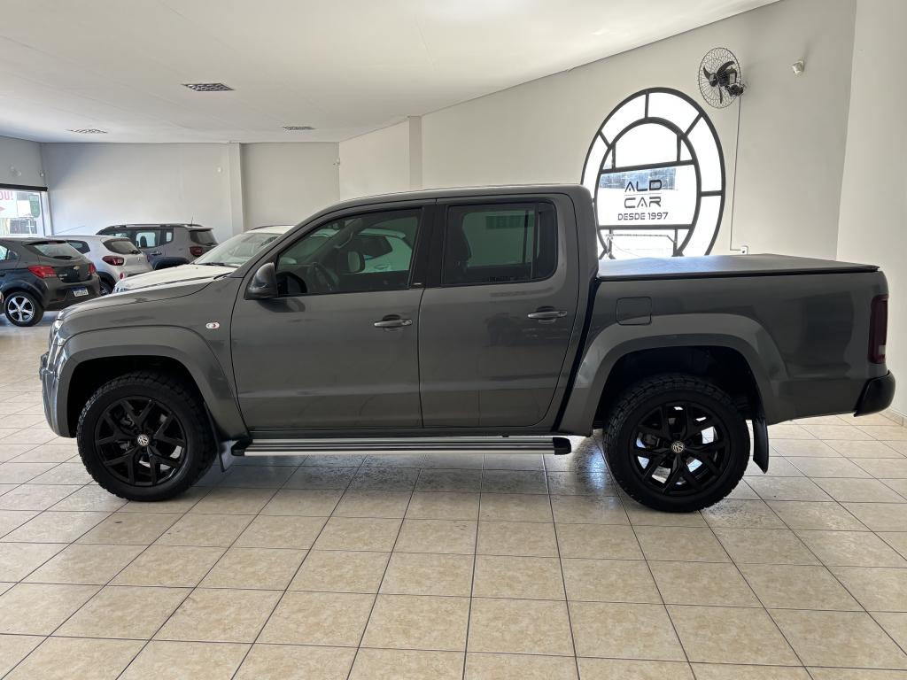 VOLKSWAGEN Amarok - Foto