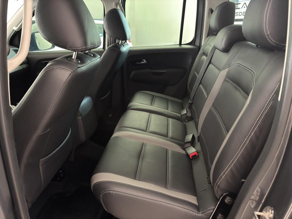 VOLKSWAGEN Amarok - Foto