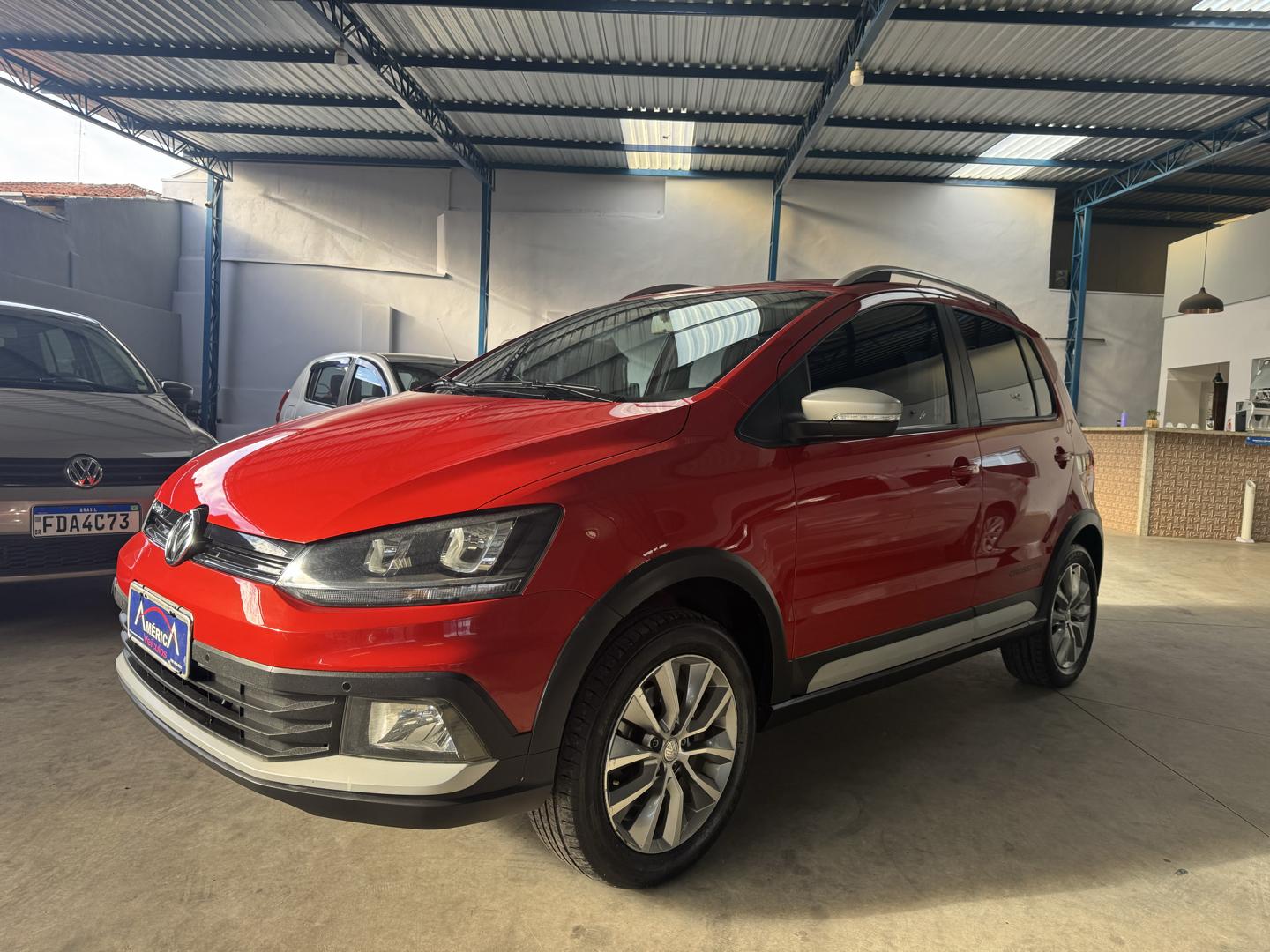 VOLKSWAGEN Crossfox