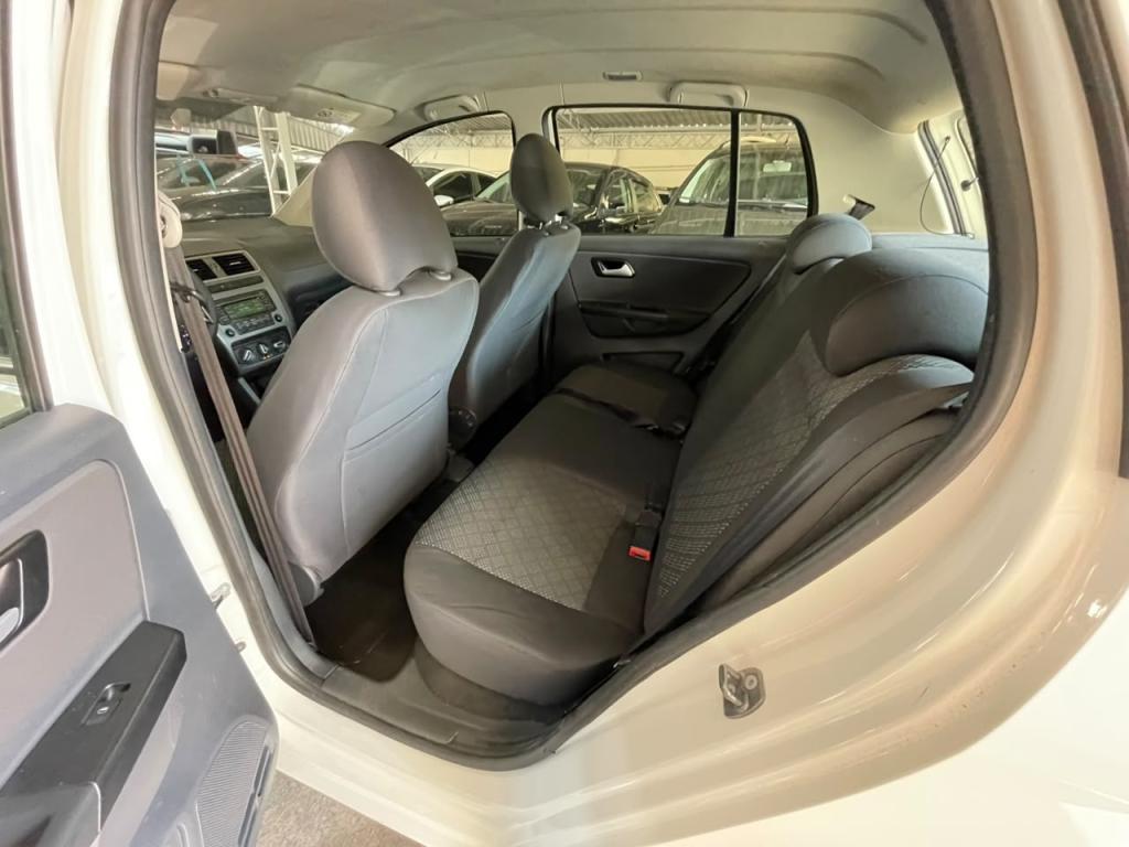 VOLKSWAGEN Fox - Foto