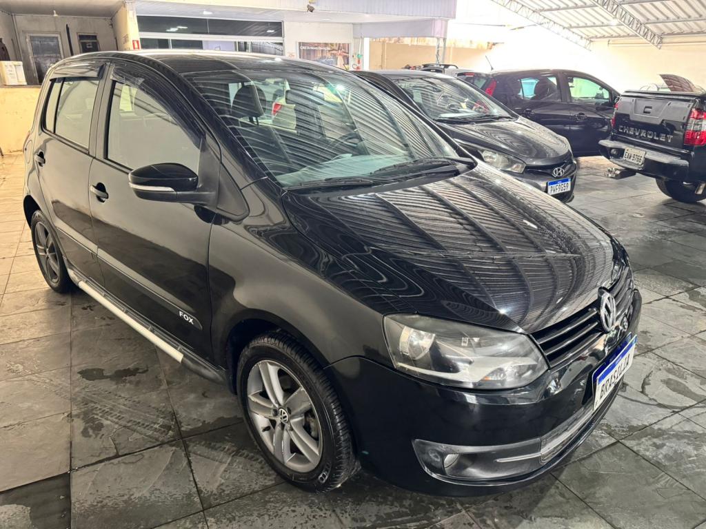 VOLKSWAGEN Fox - Foto