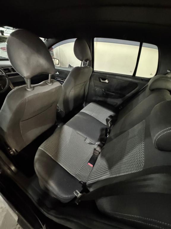 VOLKSWAGEN Fox - Foto