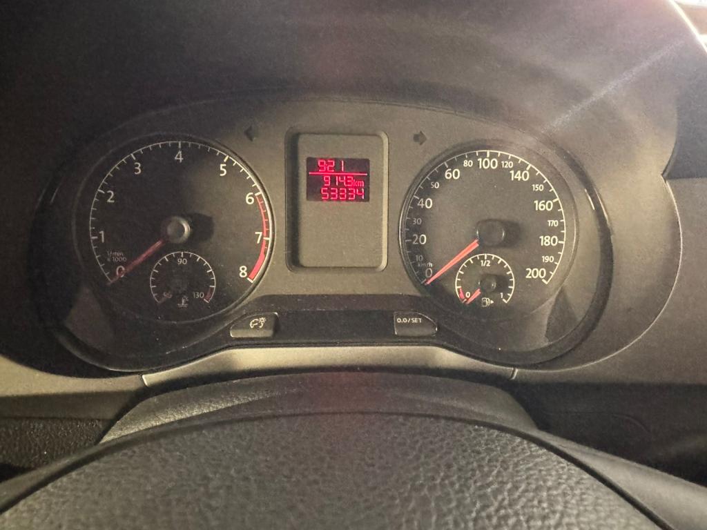 VOLKSWAGEN Fox - Foto