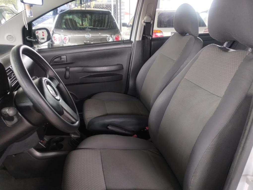 VOLKSWAGEN Fox - Foto