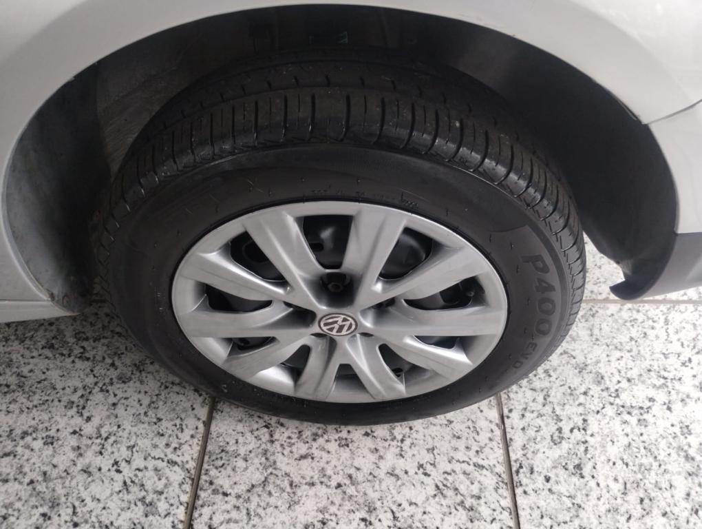 VOLKSWAGEN Fox - Foto
