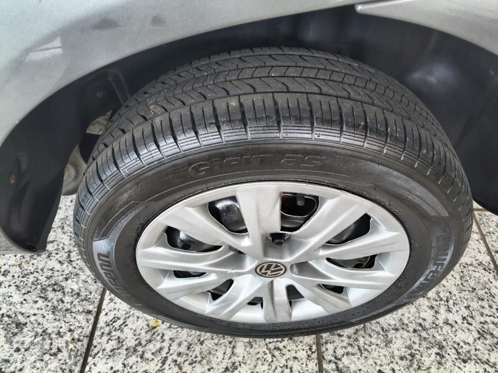 VOLKSWAGEN Fox - Foto