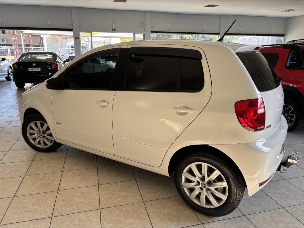 VOLKSWAGEN Fox - Foto