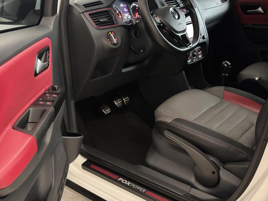 VOLKSWAGEN Fox - Foto