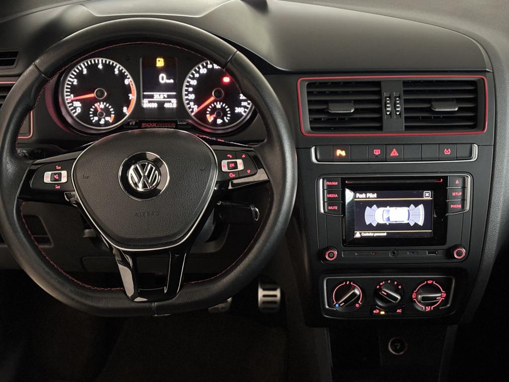 VOLKSWAGEN Fox - Foto