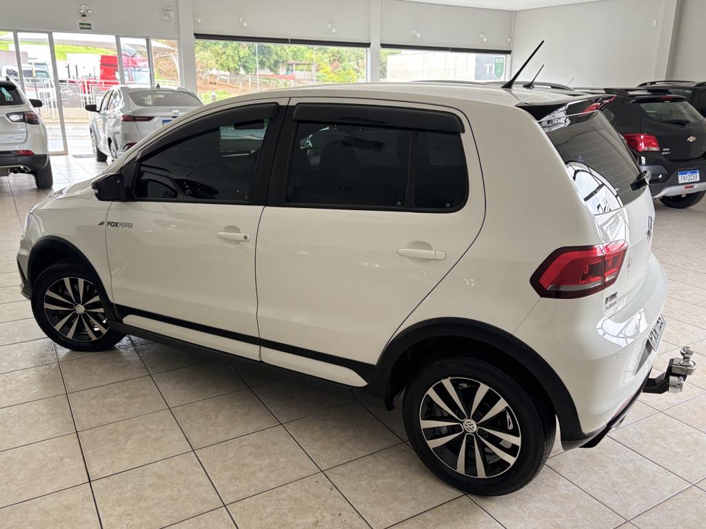 VOLKSWAGEN Fox - Foto