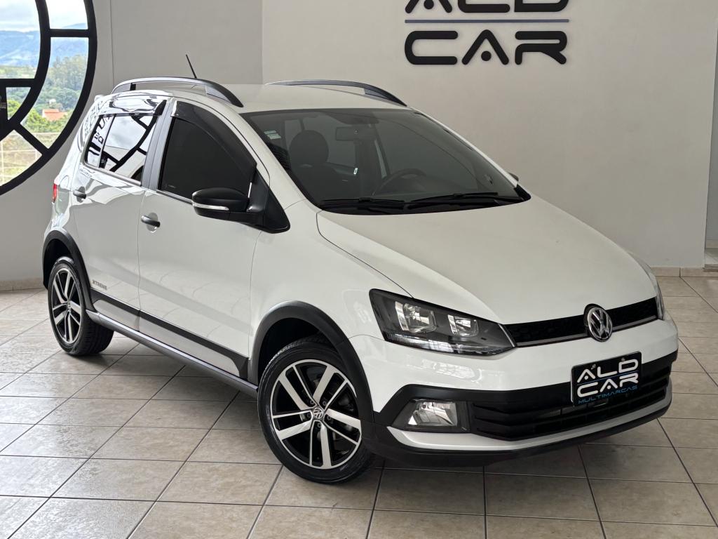 VOLKSWAGEN Fox - Foto