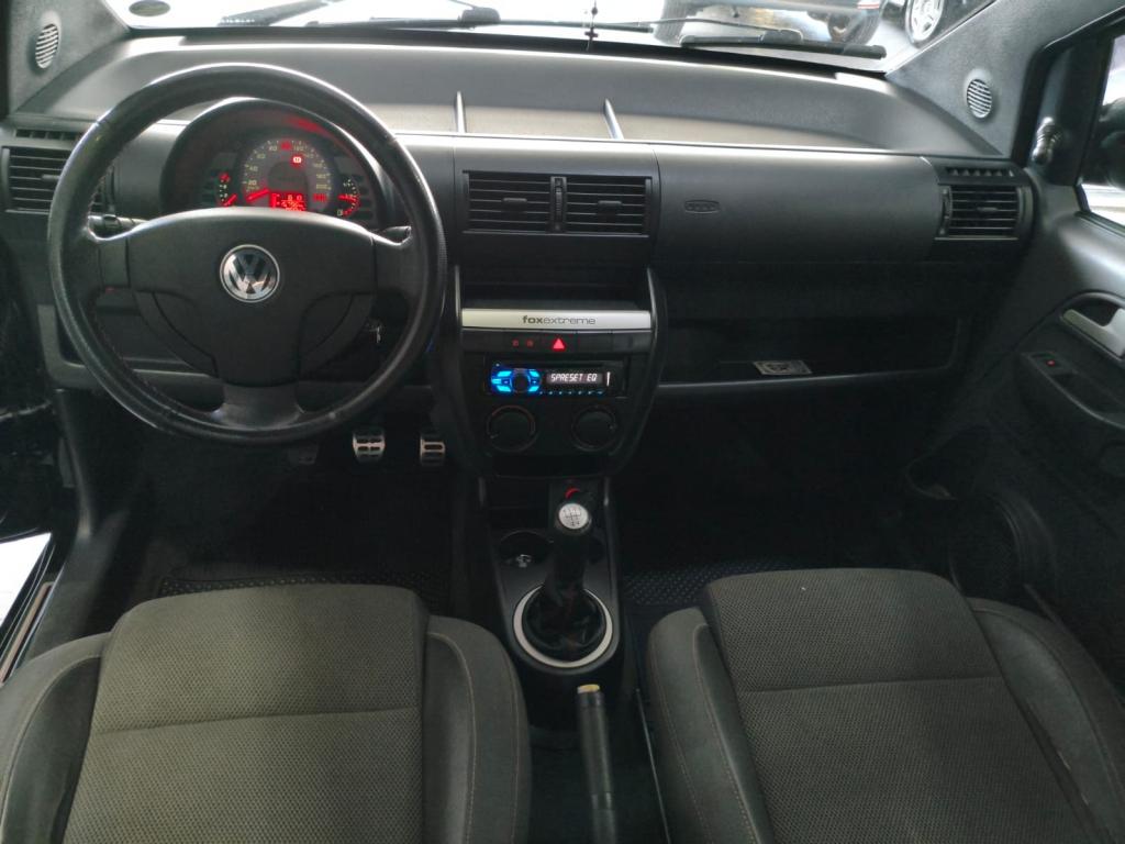 VOLKSWAGEN Fox - Foto