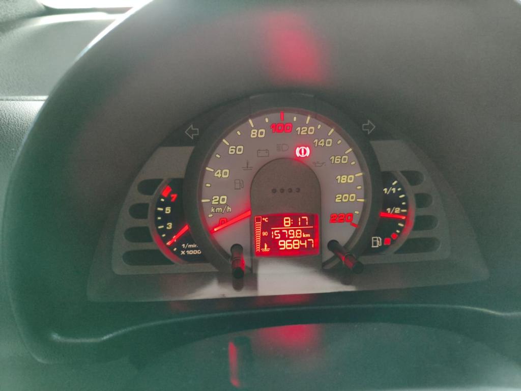 VOLKSWAGEN Fox - Foto