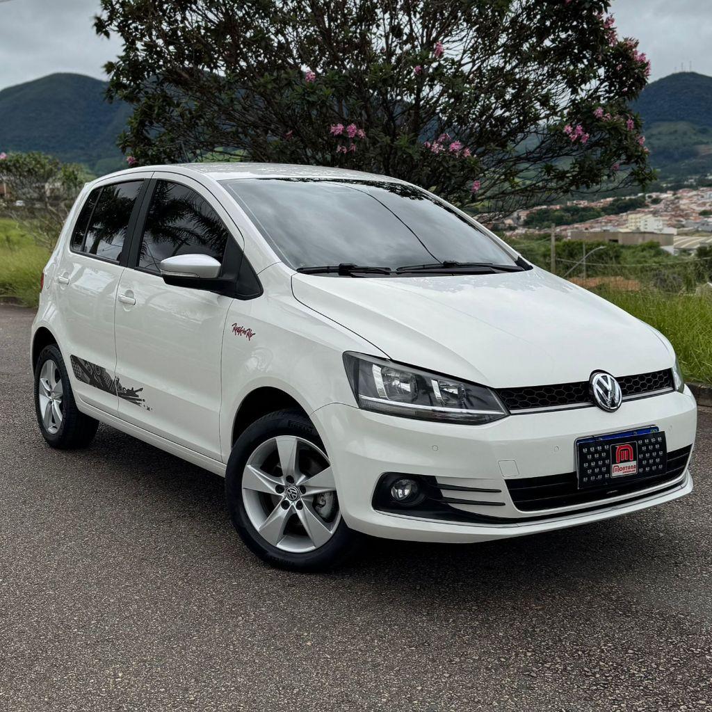 VOLKSWAGEN Fox - Foto